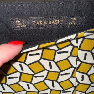 Zara pants size small